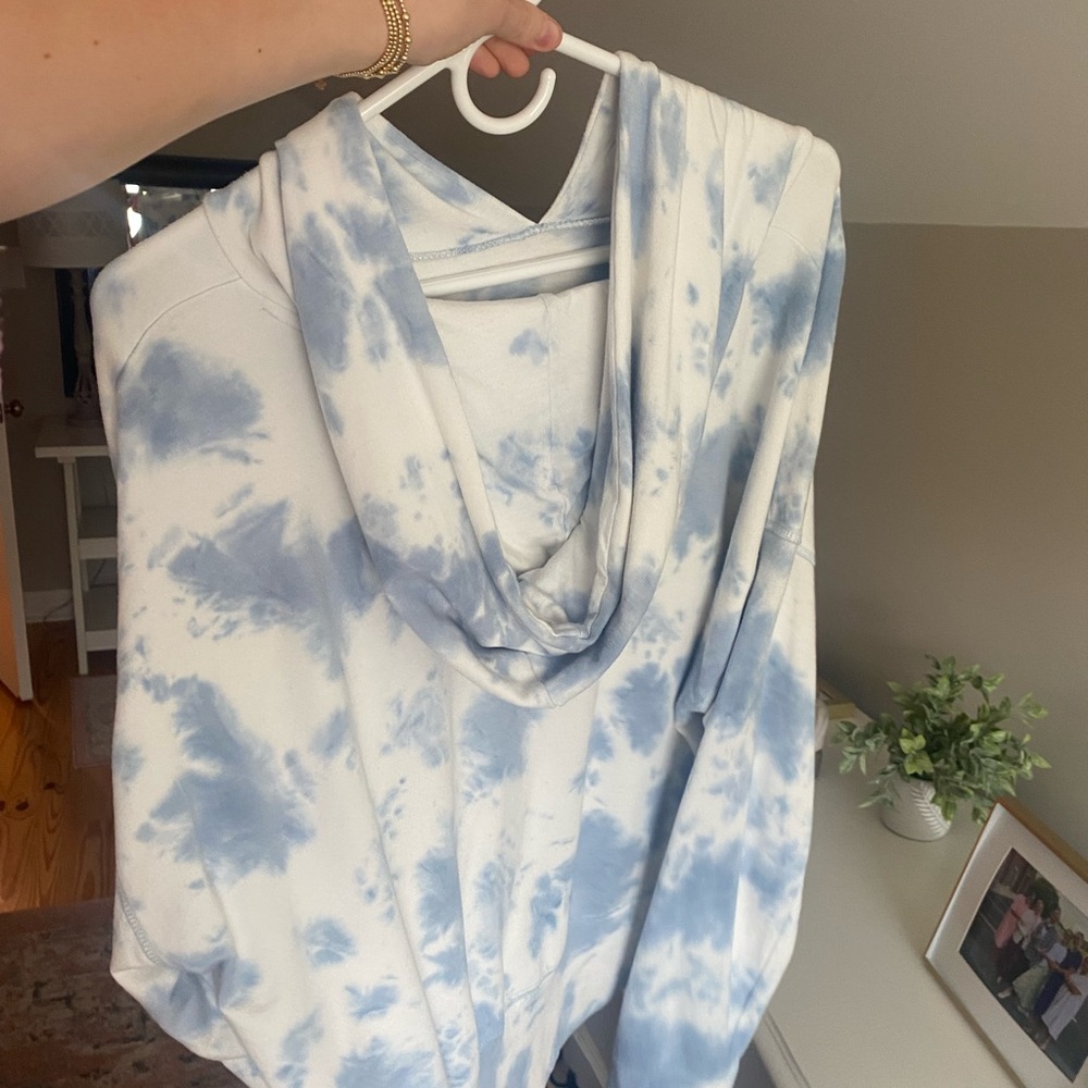 American Eagle Cropped hoodie